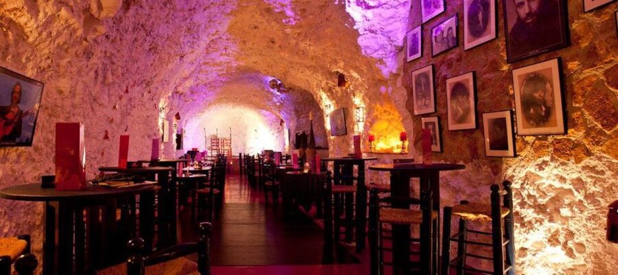 Granada: Flamenco Show at Templo del Flamenco with Drink - Why the cave setting changes the evening