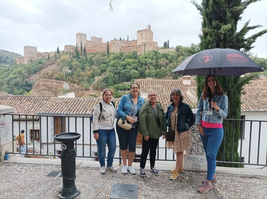 Granada: Historic Center and Lower Albaicin Walking Tour - Lower Albaicin lanes and a closer feel for Moorish Granada