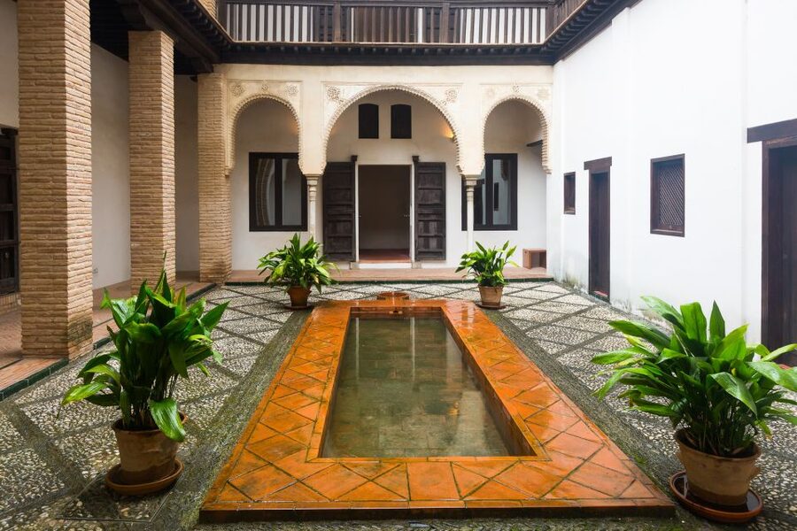 Granada: Moorish Monuments Entrance Tickets - Dar al-Horra Palace, the royal finish