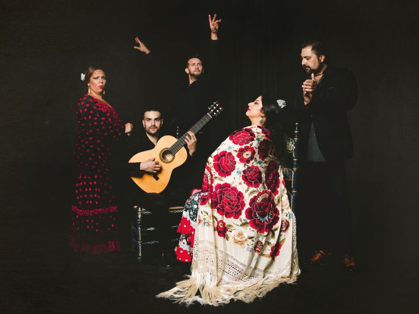 Granada: Traditional Flamenco Show at Tablao Casa Ana - What the curtain reveal adds