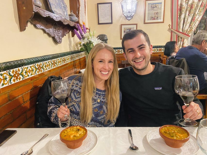 Granada: Walking Food Tour - What the guides add to the experience