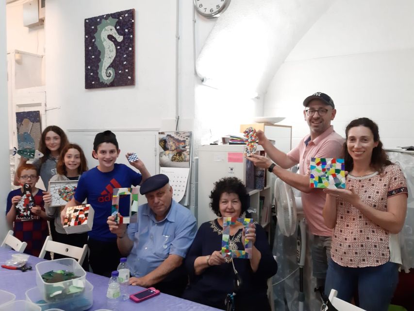 Guided Gaudí’s Trencadís Mosaic Workshop in Barcelona - The grout and the second visit
