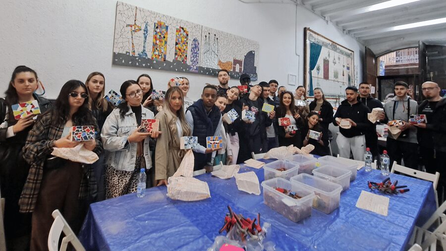 Guided Gaudí’s Trencadís Mosaic Workshop in Barcelona - Who will enjoy this most