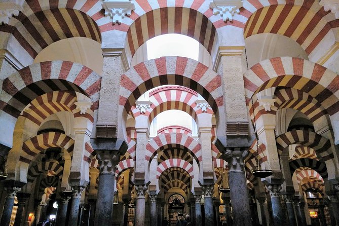Guided tour of the Mosque-Cathedral of Cordoba in Spanish - Meeting at the Patio de los Naranjos at 12:15