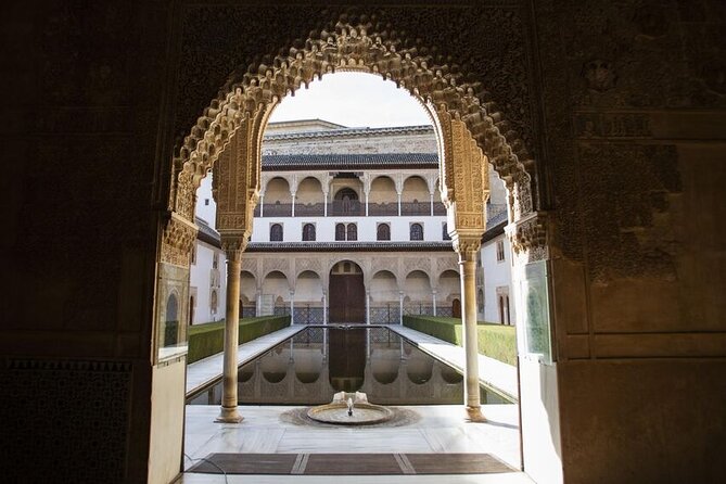 Guided Walking Tour of the Alhambra in Granada - Starting at the Alhambra Complex