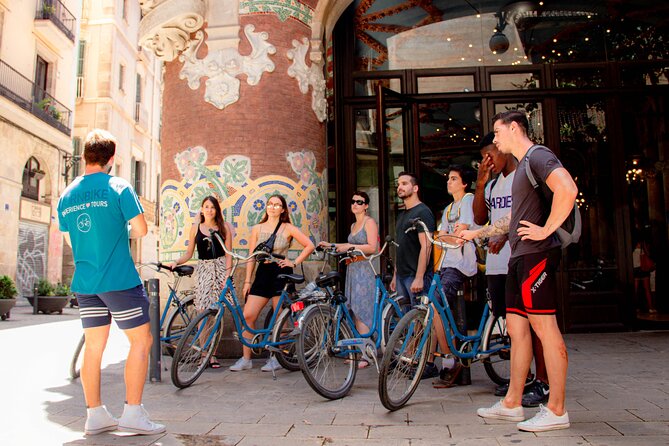 Historical and Modernist Bike Tour Barcelona - Starting among the stones of the Gothic Quarter