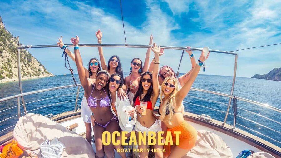 Ibiza: Ocean Club Boat Party with Premium Drinks, Food, & DJ - The welcome drink, muffins, and first beats