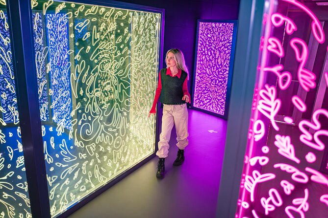 IKONO Barcelona: Immersive Experience - The route through more than 10 rooms