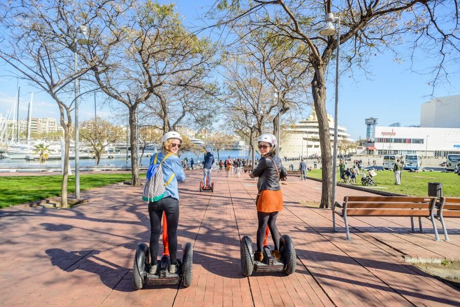 Intro Segway Tour Barcelona 1h - How to get the most from the hour