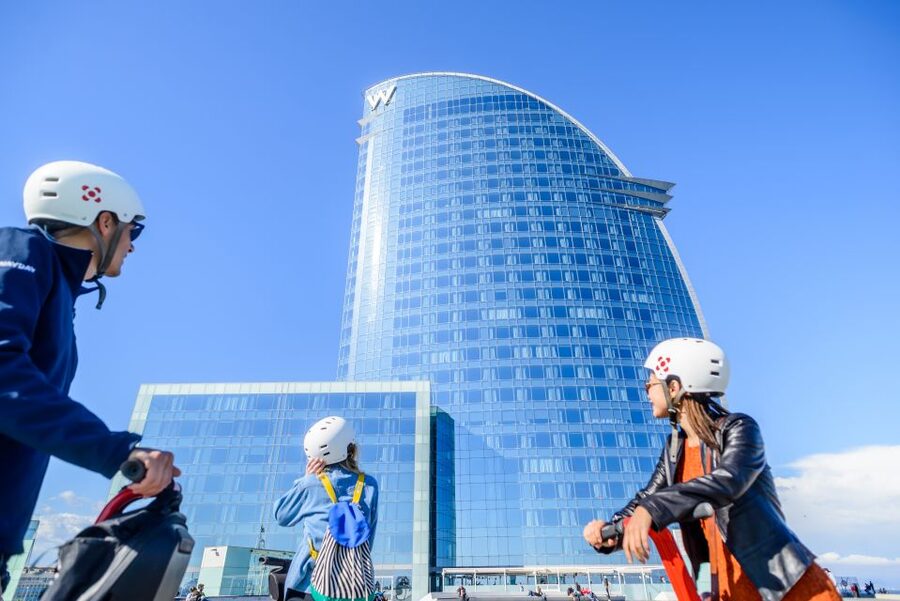 Intro Segway Tour Barcelona 1h - The guides make or break the experience