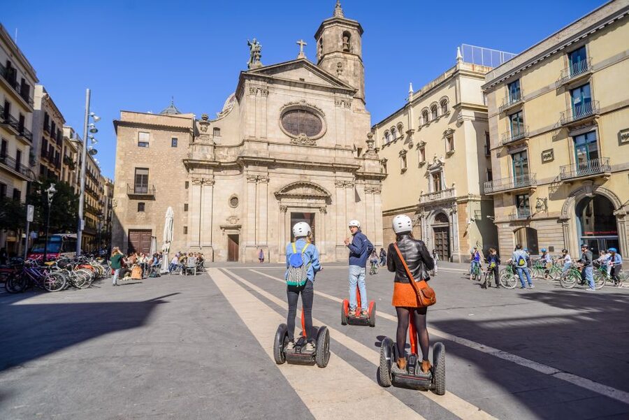 Intro Segway Tour Barcelona 1h - Who can ride, and what to wear