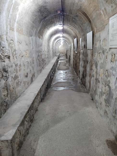 Jaén 2.5-Hour Tour: Cathedral, Arabs Baths and Old City - The Lagarto fountain and Jaén’s most famous legend