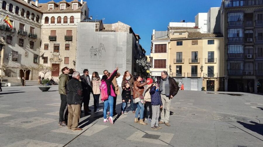 Jaén 2.5-Hour Tour: Cathedral, Arabs Baths and Old City - Timing, cost, and who gets the best value