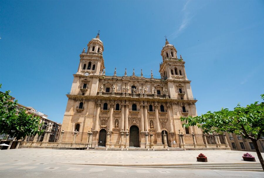 Jaén: 3-hour tour, Cathedral, Jewish Quarter and Arab Baths - The Arab Baths, four rooms beneath the city