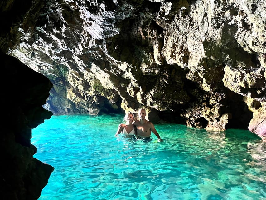 Jávea: Cala Tango and San Antonio Nature Reserve Kayak Tour - Why this short kayak tour works so well