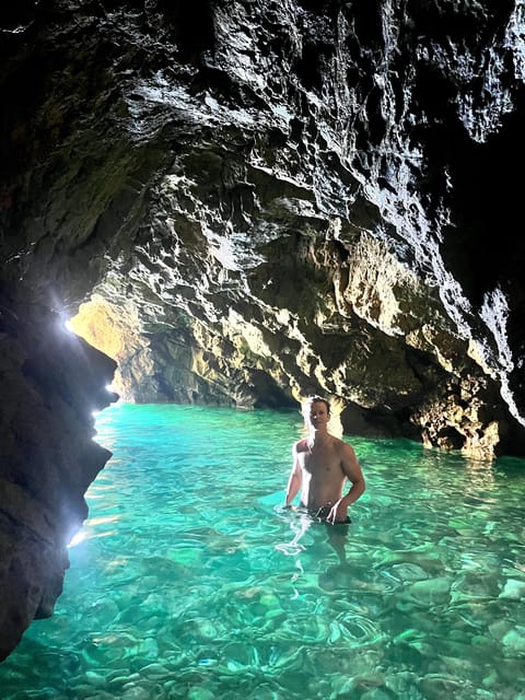 Jávea: Cala Tango and San Antonio Nature Reserve Kayak Tour - What the physical effort feels like