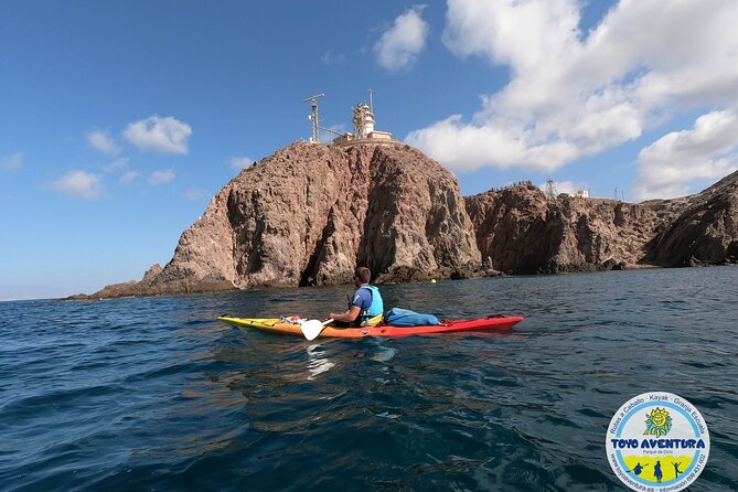 Kayak y snorkell por las mejores calas del Parque Natural Cabo de Gata - What the guides add to the trip