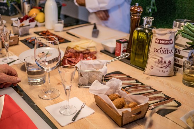 La Boqueria Market and Paella Cooking Class in Barcelona - Who should book this Barcelona cooking class