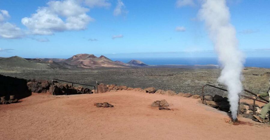 Lanzarote: Day Tour for Cruise Passengers - The Valley of a Thousand Palms and the first views
