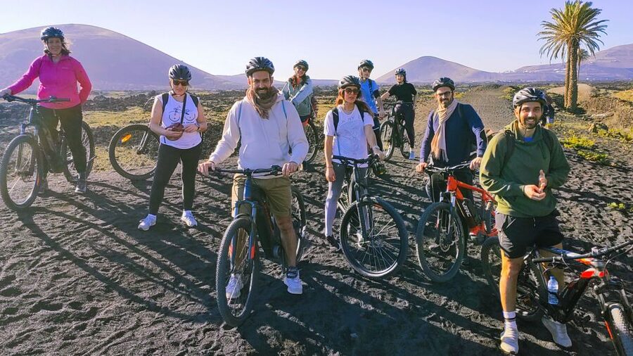 Lanzarote E-Bike Tour: Volcano Craters & Scenic Vineyards - Quick Points to Know