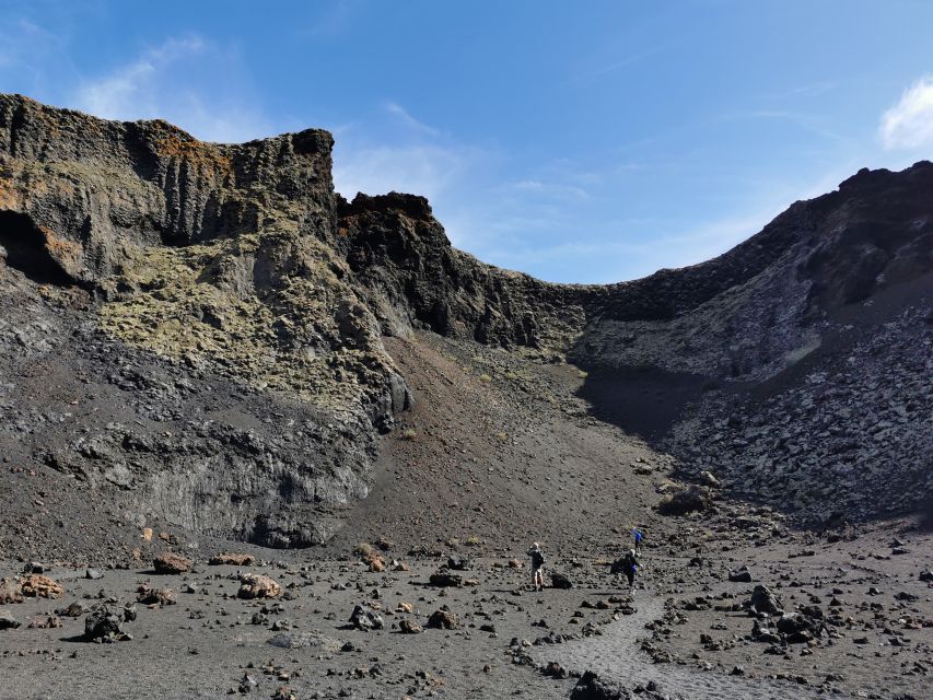 Lanzarote: Guided Volcano Hike with Transfers - Who will enjoy this most?