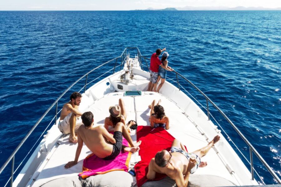 Lanzarote: Half-Day Chill Out Cruise at Papagayo Beach - Sailing from Playa Blanca toward Papagayo