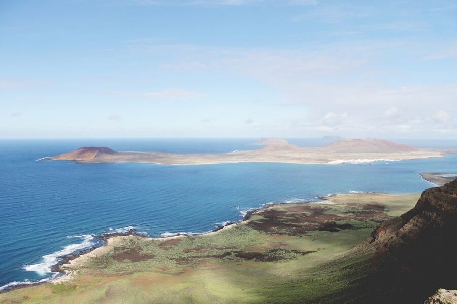 Lanzarote: Jameos del Agua & North Island for Cruise Guests - The scenic return through Arrieta, Guatiza, and Teguise