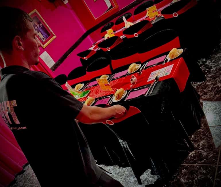 Lanzarote: MHT - Music Hall Tavern - Comedy Drag Dinner Show - Key things to know before booking