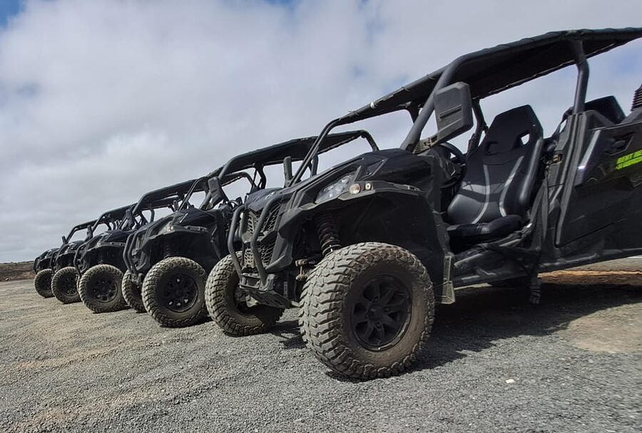 Lanzarote: Mix tour Guided Buggy Volcano Tour 4 or 6 seater - Climbing toward Mirador de las Nieves