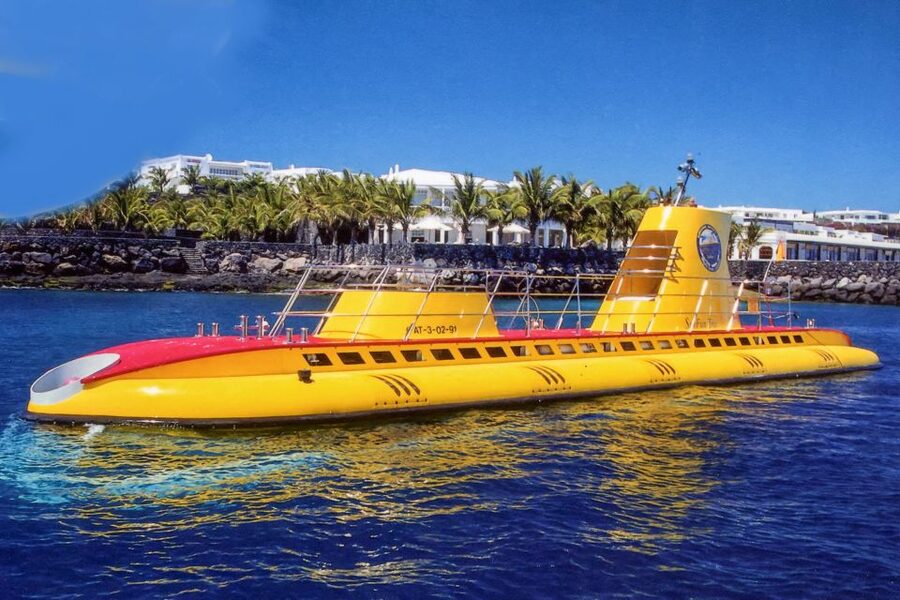 Lanzarote: Real Submarine Dive with Hotel Pickup - Key points to know before booking