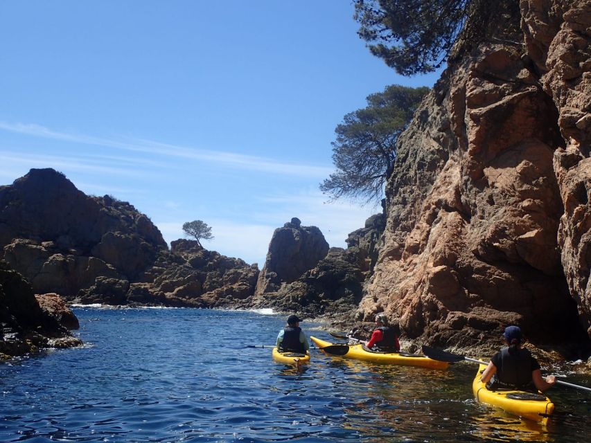 Lloret de Mar: 3-Hour Kayak and Snorkel Tour on Costa Brava - The opening safety talk and paddle lesson