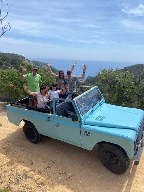 Lloret de Mar: Guided Sightseeing Tour in a 4x4 Vehicle - Why this old Land Rover is a good way to see the Costa Brava
