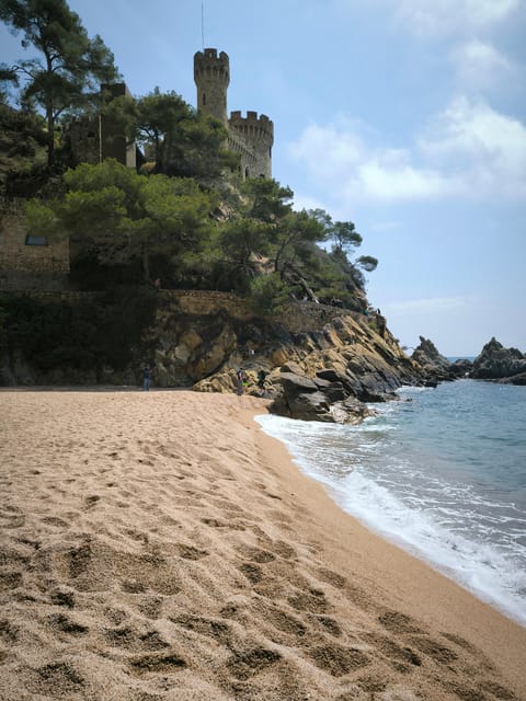 Lloret de Mar: Scuba Diving Experience no License Required - Moving outside the bay to a maximum of 12 meters