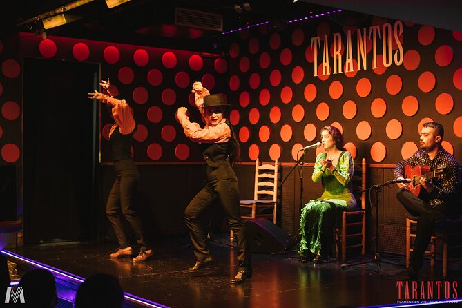 Los Tarantos Barcelona Flamenco Show Ticket - Finding the venue in Plaça Reial