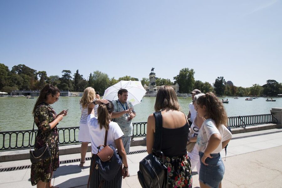 Madrid: 1.5-Hour Retiro Park Guided Walking Tour - Key points at a glance