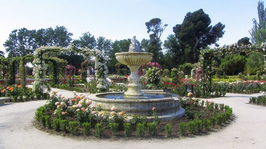 Madrid: 1.5-Hour Retiro Park Guided Walking Tour - Why Retiro Park deserves a guided walk