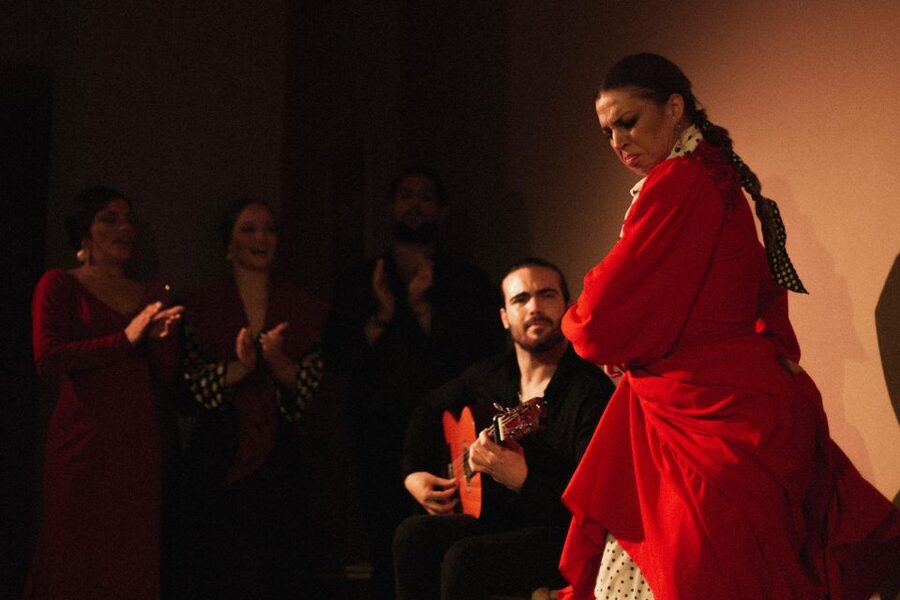 Madrid: 1-Hour Traditional Flamenco Show at Centro Cultural - Should you book it?