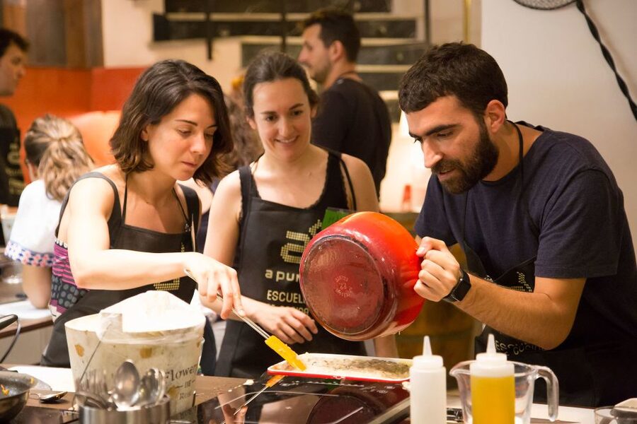 Madrid: 10 Tapas 2.5-Hour Cooking Class - Price, timing, and practical value
