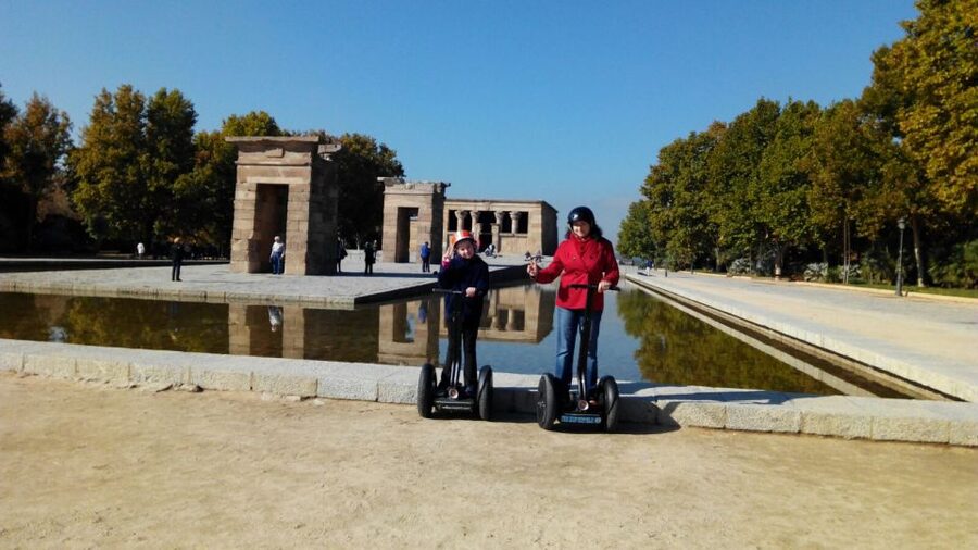 Madrid: 2-Hour Sightseeing Segway Tour - The old lanes around Plaza de la Villa