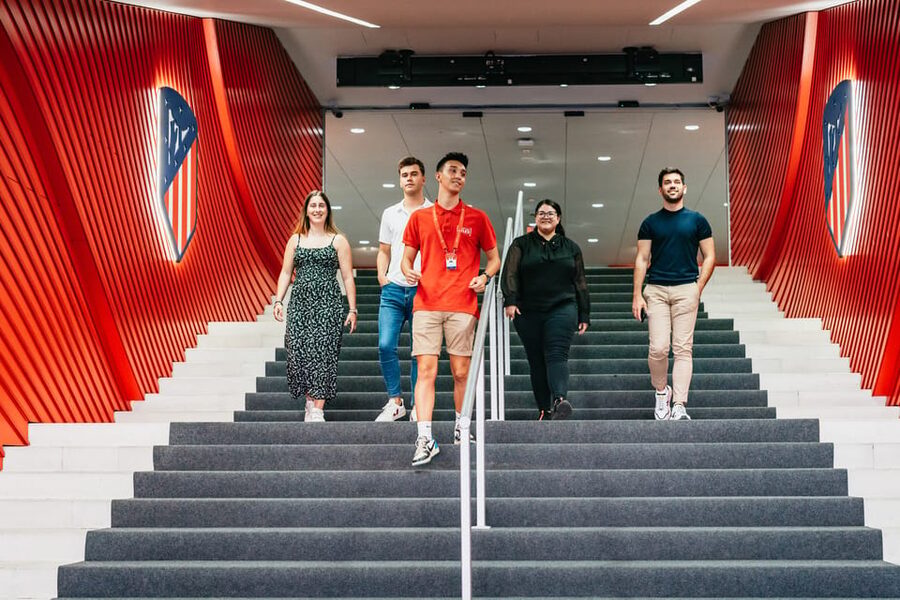 Madrid: Atlético de Madrid Stadium Entry - Walking through the tunnel to the pitch