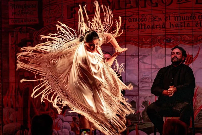 Madrid: Authentic Flamenco at Flamenco de Leones with drink - Finding the venue and settling in