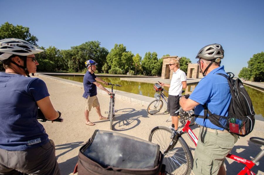 Madrid City Guided Bike/E-Bike Tour for Small Groups - Salamanca and Calle Serrano