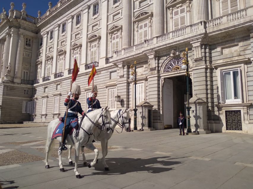 Madrid: City Highlights Guided Walking Tour - Royal Madrid around Plaza de Oriente