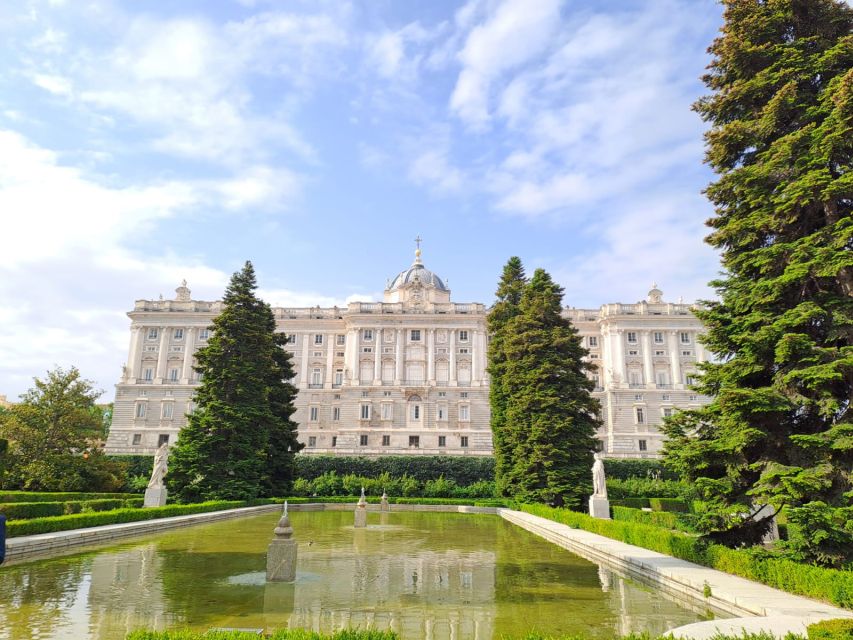 Madrid: City Highlights Guided Walking Tour - Calle Mayor and the feel of old Madrid