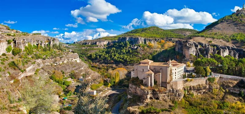 Madrid: Cuenca Day Tour with or without Enchanted City - The guide can shape the whole day