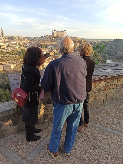 Madrid: Day Trip to Toledo with Walking Tour & Small Group - A first look from Toledo’s panoramic route