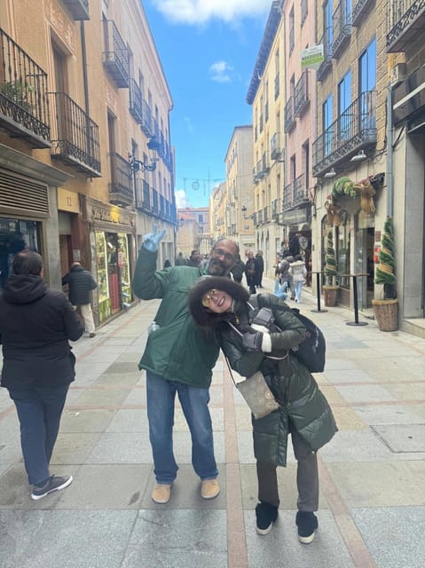 Madrid: Day Trip to Toledo with Walking Tour & Small Group - Guide quality and the feel of the day