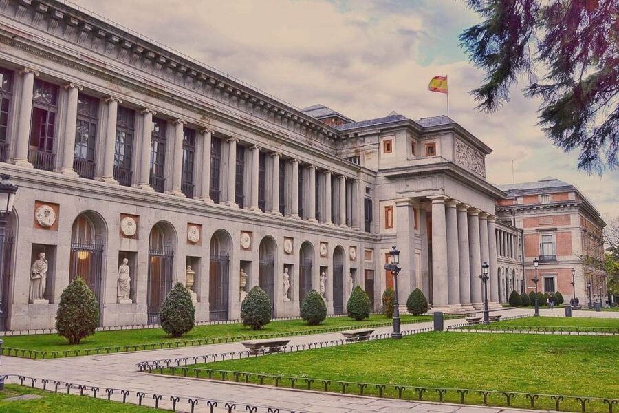 Madrid: El Prado Museum and the Royal Palace Guided Tour - Key points before you book