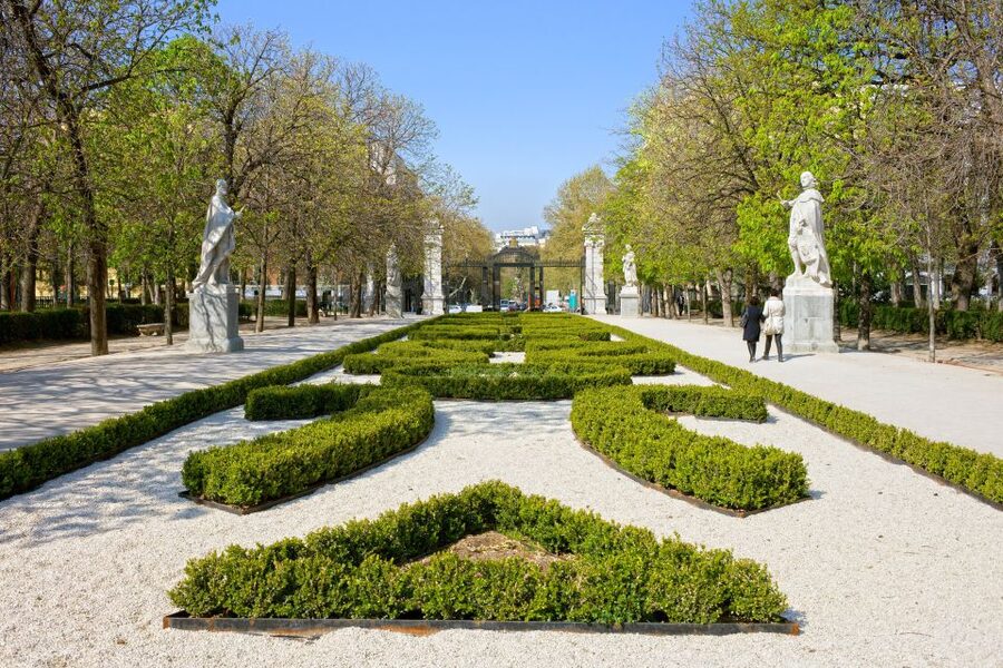 Madrid: El Retiro Park Self-Guided Audio Tour - Why El Retiro works so well with an audio tour