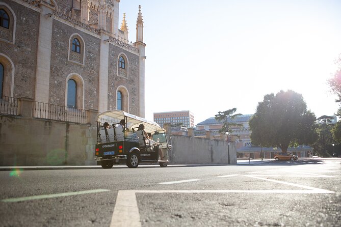 Madrid Express Tour with Local Guide in Eco Tuk Tuk Private - The Prado Museum and Los Jerónimos